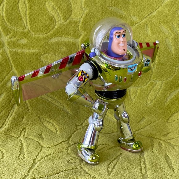 Disney on Ice Metallic Chrome Pixar Buzz Lightyear Toy Story Rare Action Figure - Picture 4 of 10